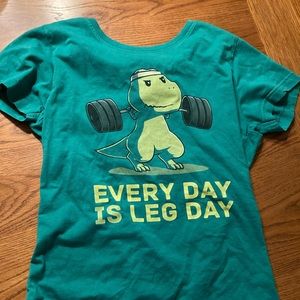 Everyday is Leg Day graphic t